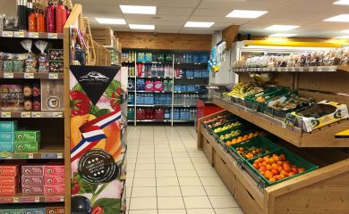 Intérieur supermarché sherpa Joue du Loup (la) rayon fruits et légumes