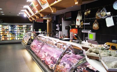 Intérieur supermarché sherpa Val Thorens - péclet boucherie