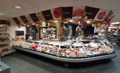 Intérieur supermarché sherpa Valloire rayon traditionnelle 