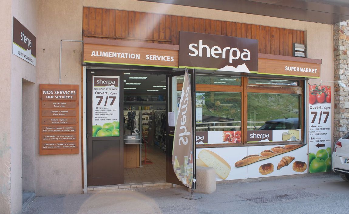 Extérieur supermarché sherpa Ménuires (les) - Bruyères entrée