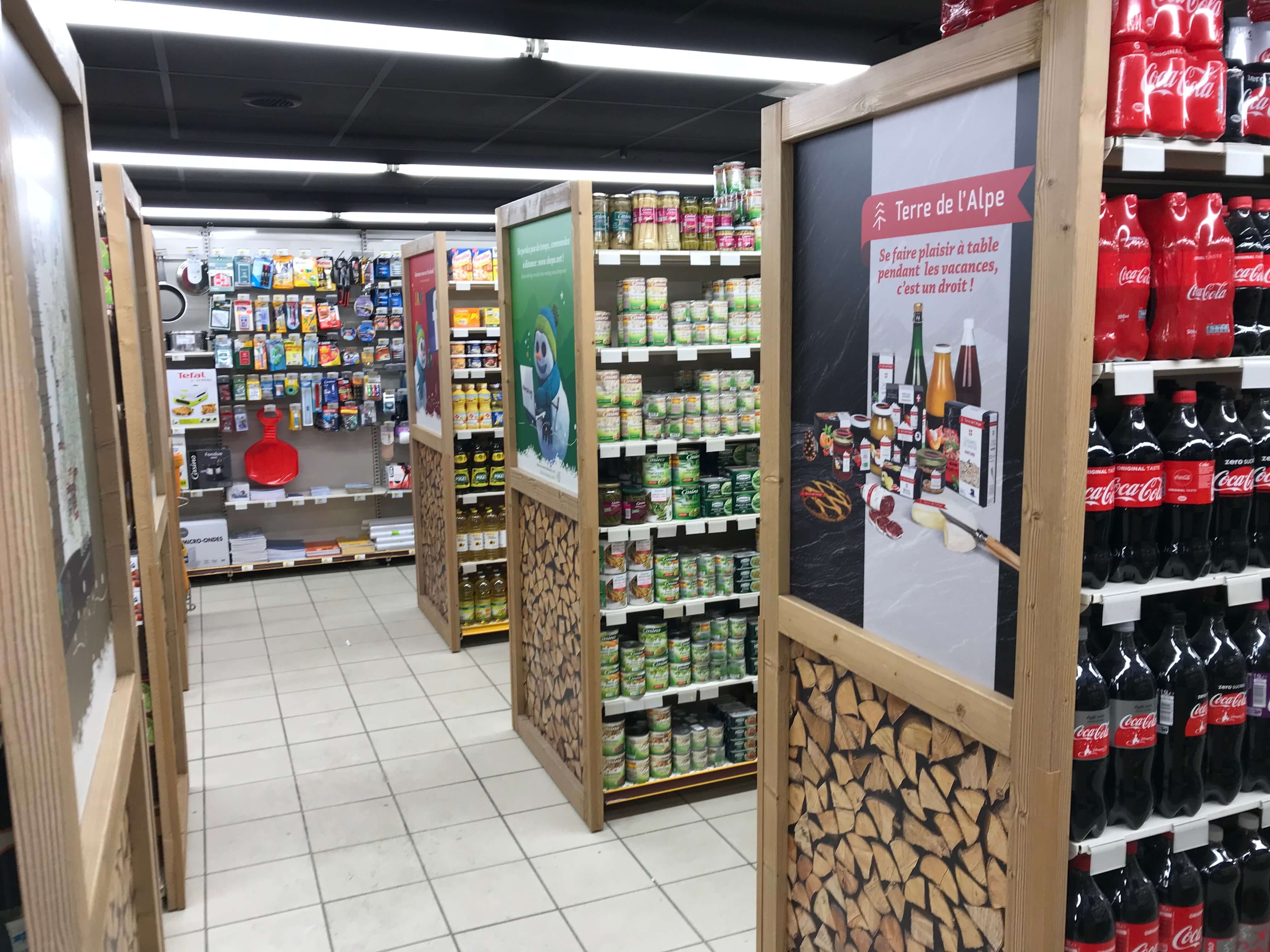 Sherpa supermarket Alpes Huez food shelves