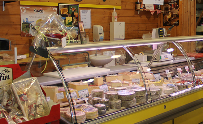 Sherpa supermarket Karellis (les) cheese and butcher