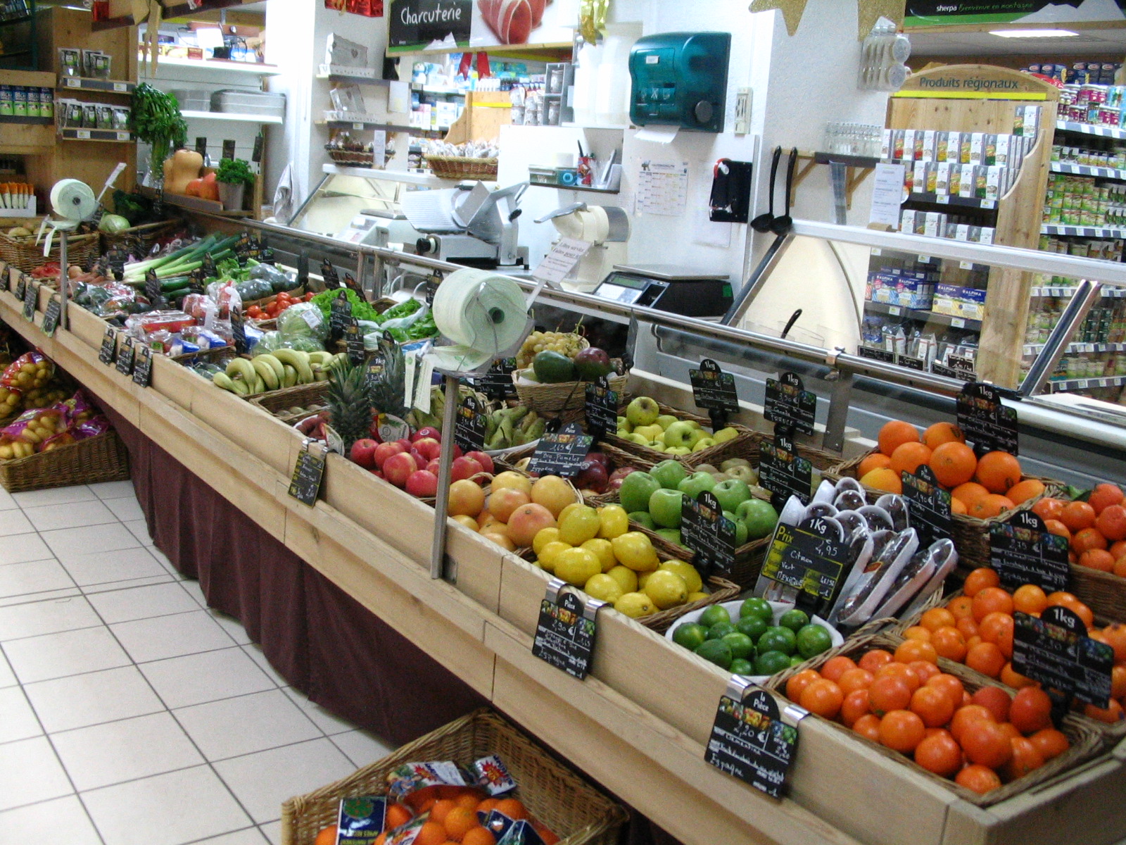 Sherpa supermarket Ménuires (les) - croisette fruits and vegetables