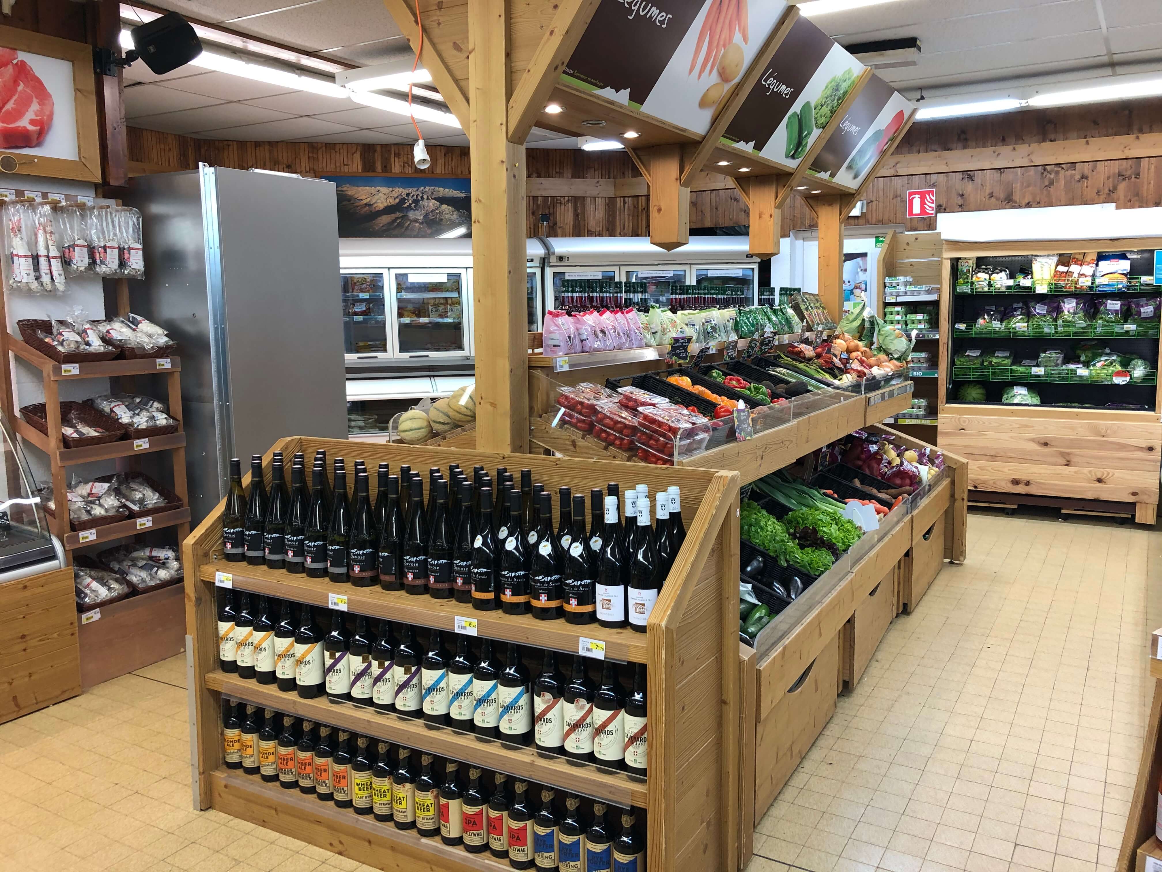 Sherpa supermarket Prapoutel les 7 Laux wine cellar and alcohols