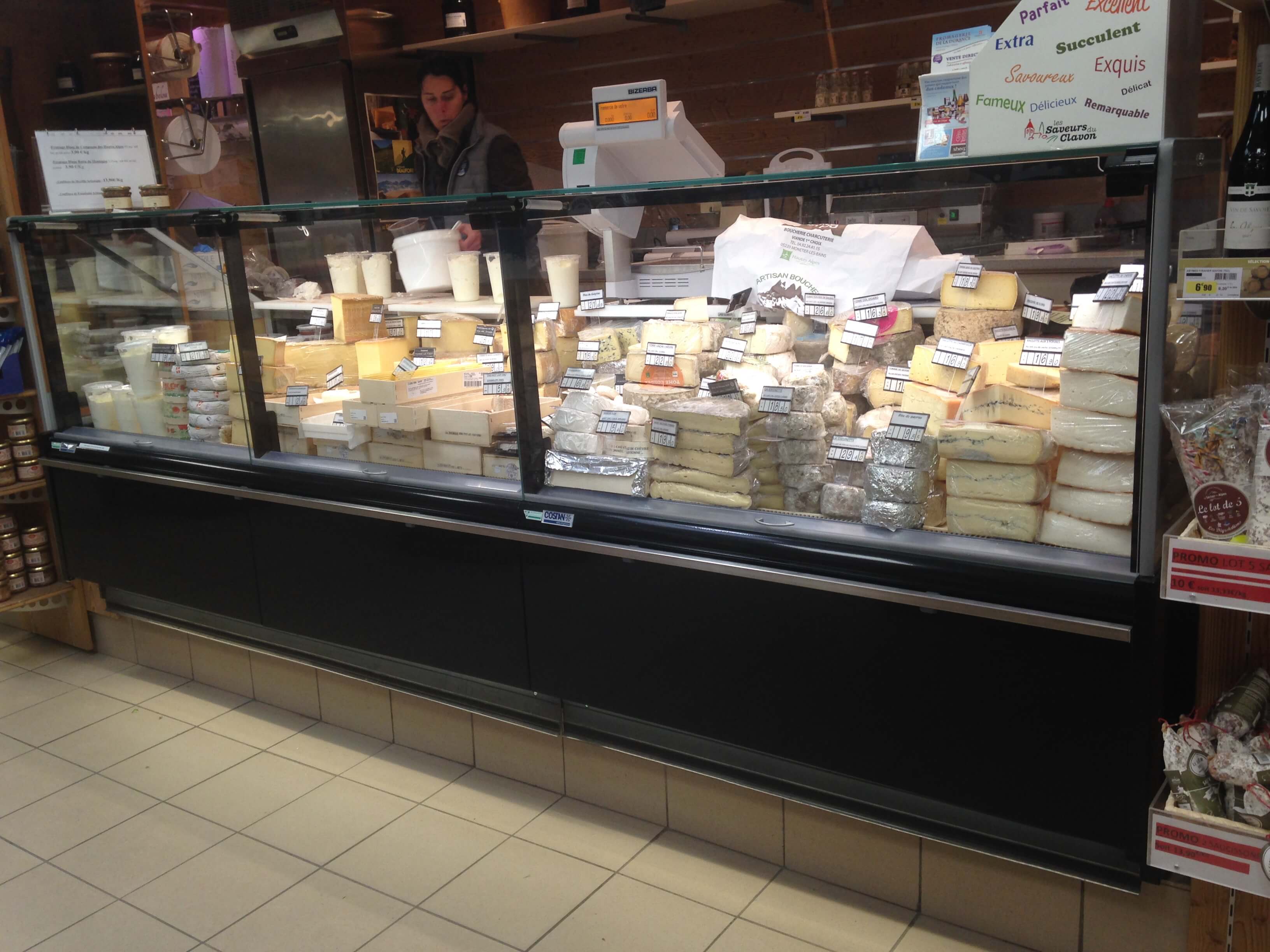 Sherpa supermarket Serre Chevalier 1500 cheese