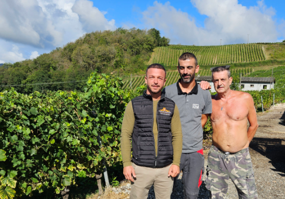 de droite à gauche : Eric Masson, son fils Kévin et son neveu Christopher