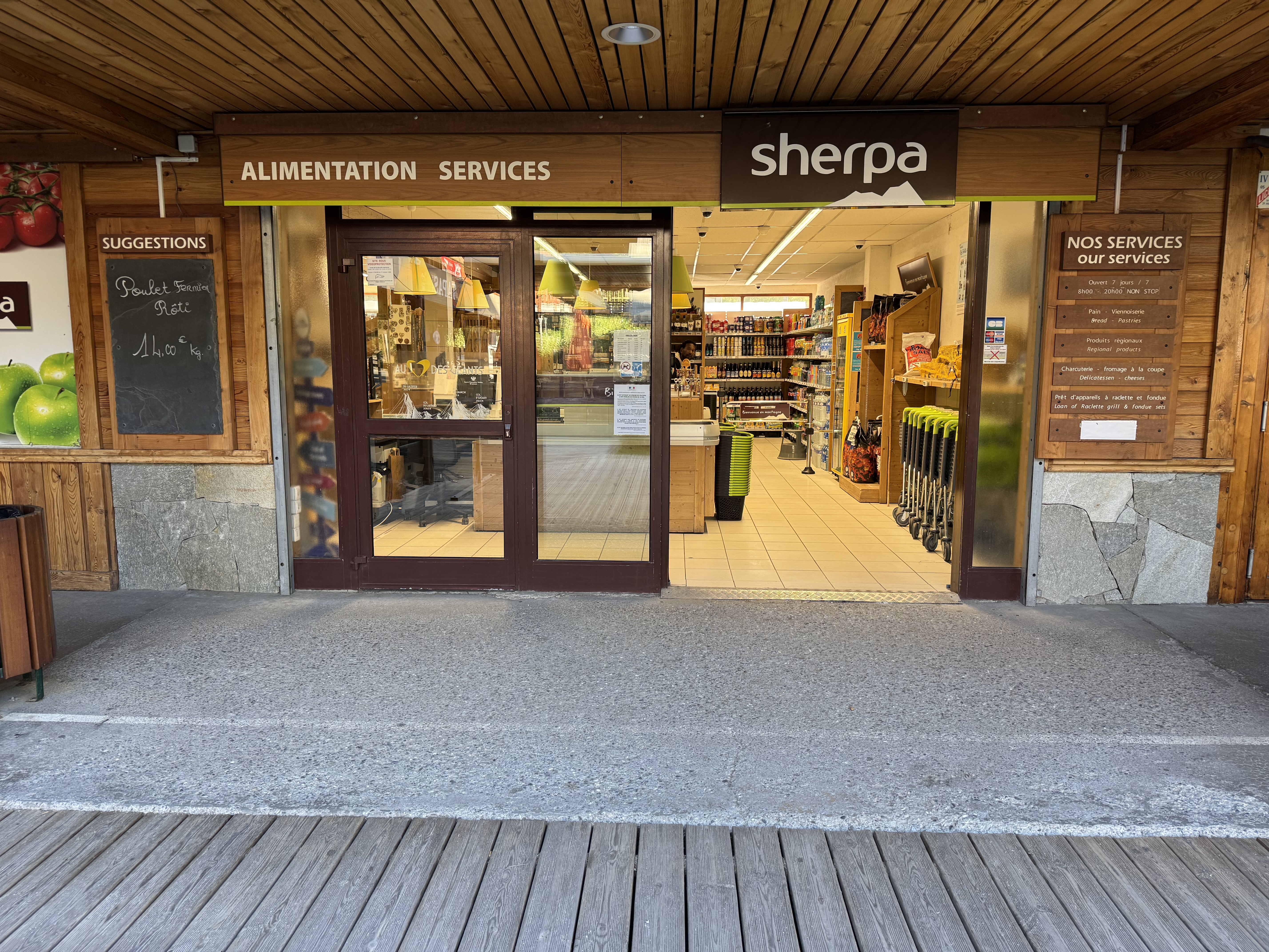 Supermarché de Serre Chevalier 1400
