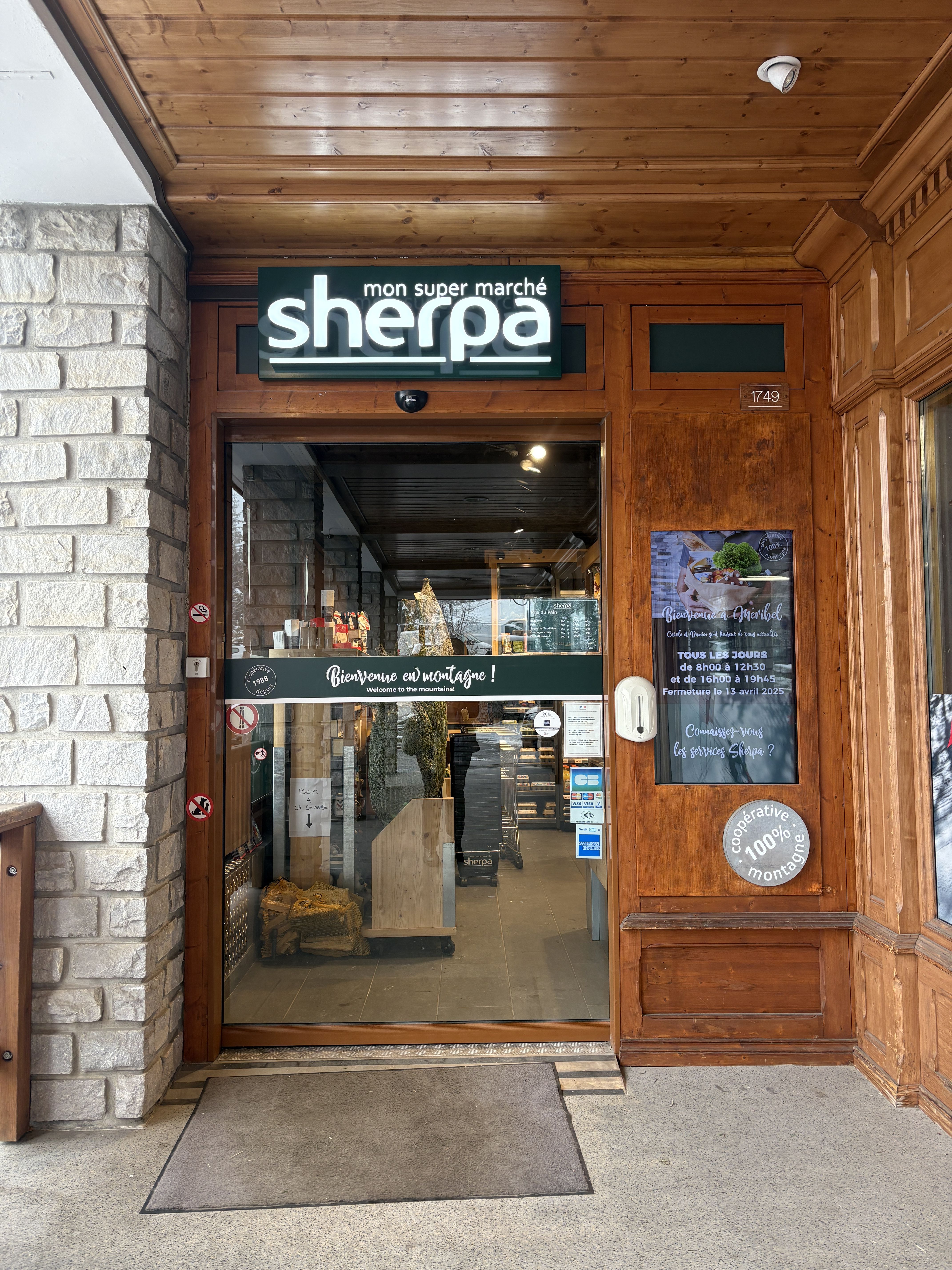 Méribel - plateau supermarket