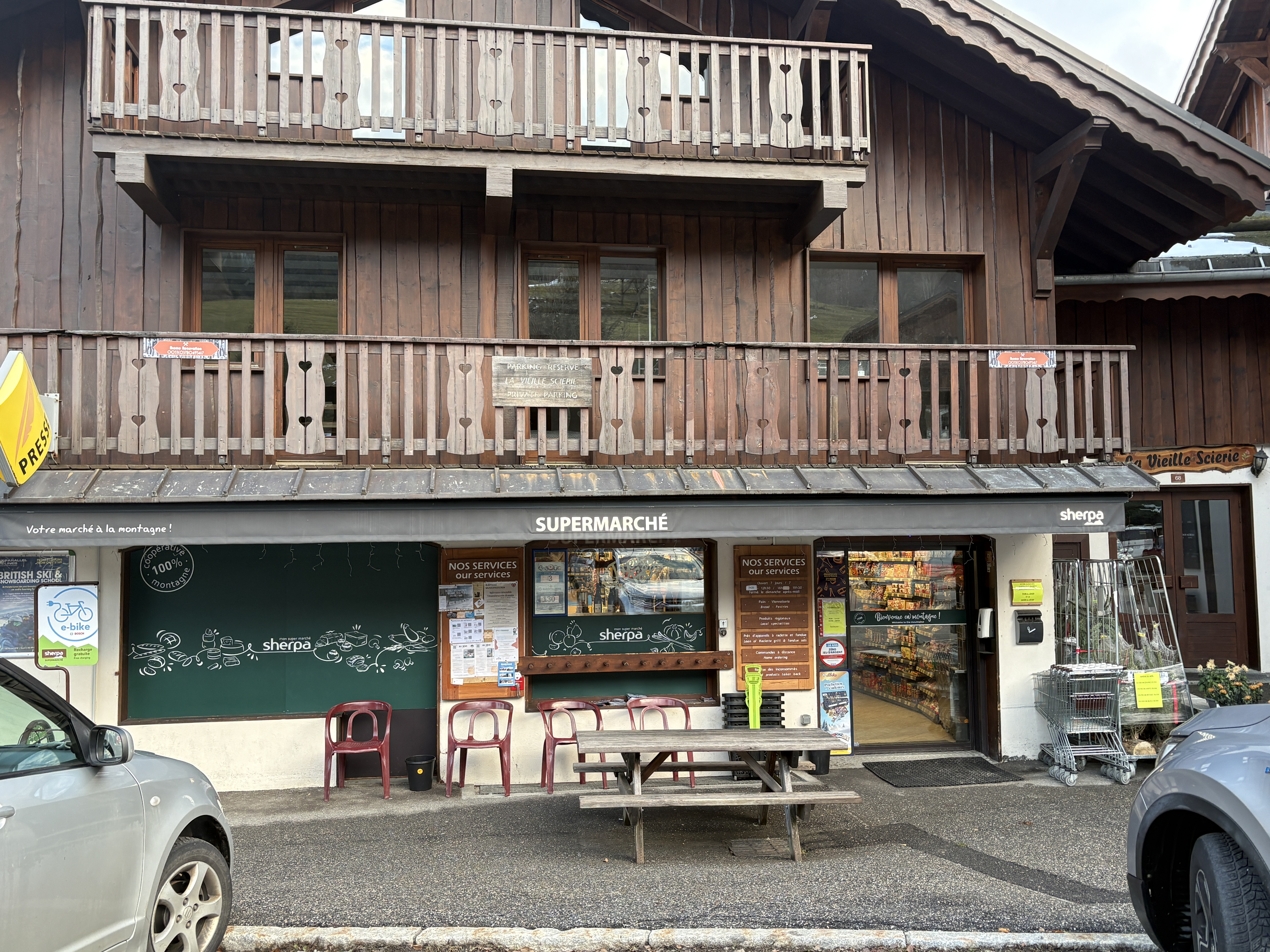 Supermarché de Méribel - les Allues