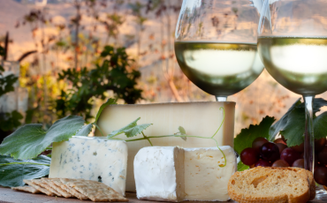 Vins et fromages : comment les accorder avec la sélection Sherpa