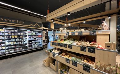 Extérieur supermarché sherpa Plan Peisey - rayon fruits et légumes