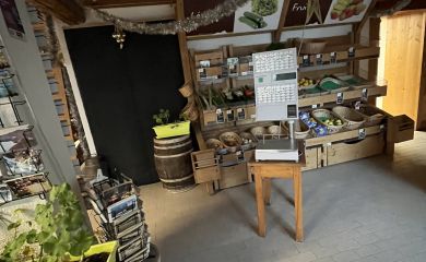 Intérieur supermaché sherpa Mijoux rayon 