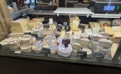 Super Marché Sherpa Méribel les Allues rayon fromages à la coupe