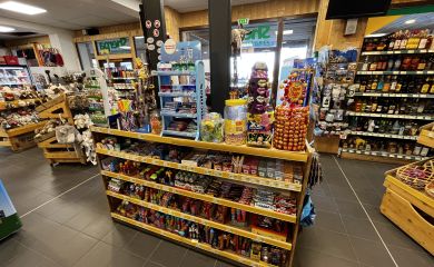 Intérieur supermarché Sherpa Orres (les) 
