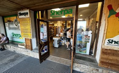 Extérieur supermarché Sherpa Orres (les) 