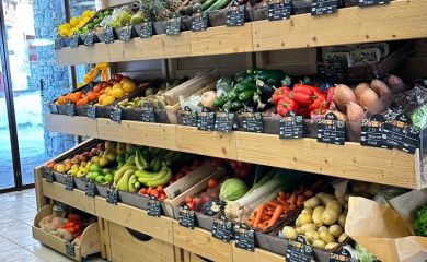 Supermarché Sherpa Ménuires Reberty Alpages 2000 rayon fruits et légumes