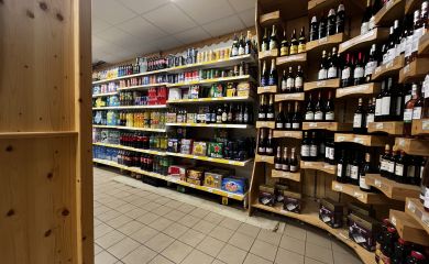 intérieur magasin Peyragudes Privilège - Cave à vins