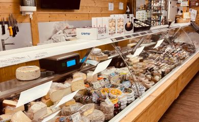 Sherpa supermarket Courchevel 1850 wine cellar