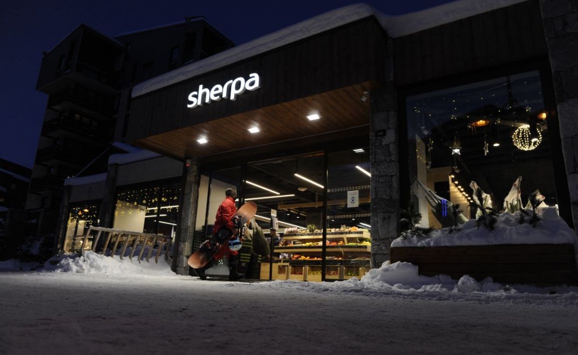  Sherpa supermarket Tignes - val claret winter entrance