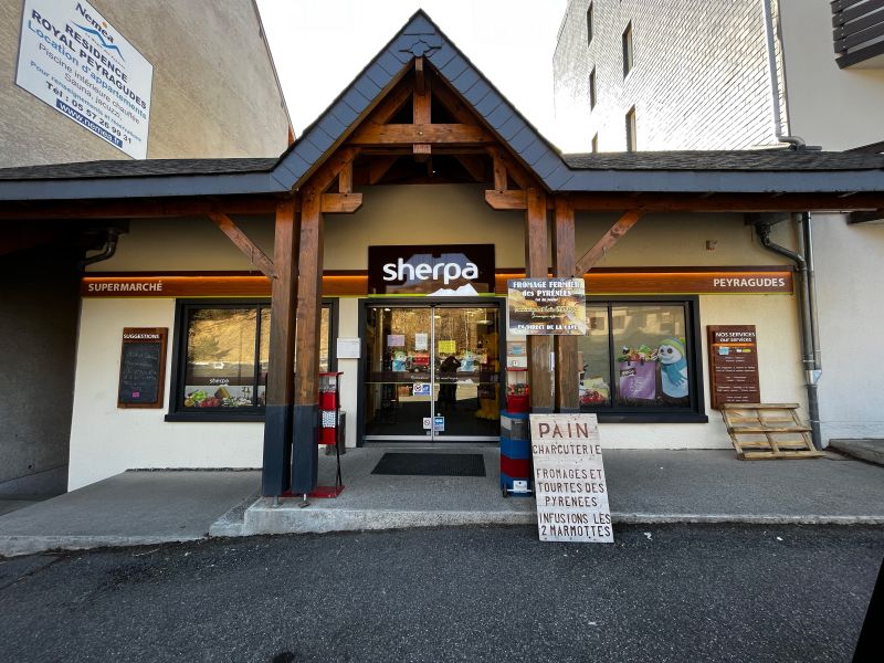 Peyragudes supermarket